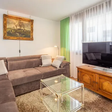 Laax Homes - Casa Lanezzi 3 Apartment *